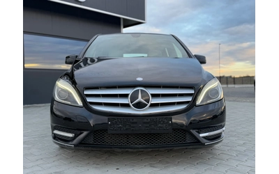 mercedes-benz-b-180 - 1