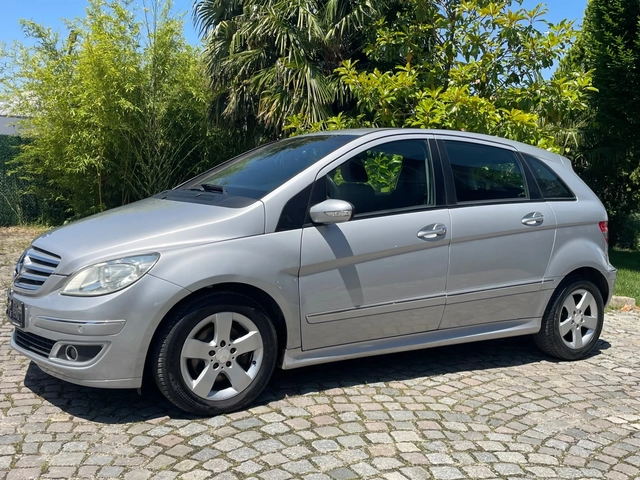 Mercedes-Benz B 180 180 cdi Sport - автомобили, коли, обяви за нови и употребявани 6