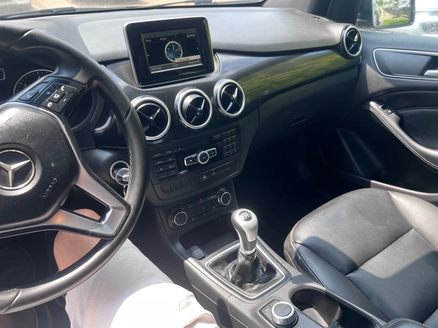Mercedes-Benz B 180 Executive Full edition Led - автомобили, коли, обяви за нови и употребявани 12
