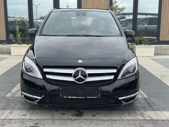Mercedes-Benz B 180 CDI 2012 - автомобили, коли, обяви за нови и употребявани 1
