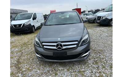 mercedes-benz-b-200 - 1