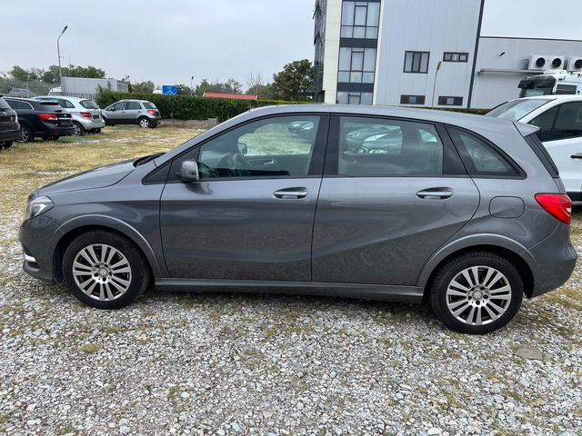 Mercedes-Benz B 200 2.0 - автомобили, коли, обяви за нови и употребявани 6