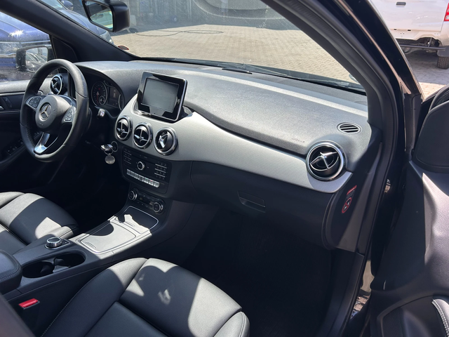 Mercedes-Benz B 200 CDI AVTOMAT/KOJA/NAVI EURO 6 - автомобили, коли, обяви за нови и употребявани 9