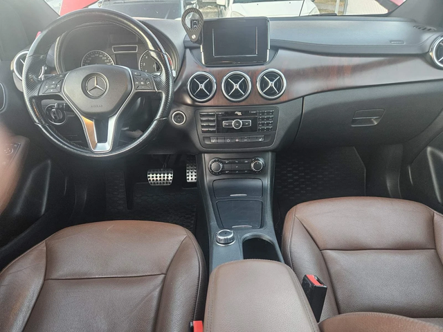 Mercedes-Benz B 200 - автомобили, коли, обяви за нови и употребявани 13