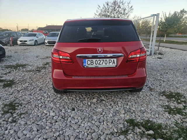 Mercedes-Benz B 200 - автомобили, коли, обяви за нови и употребявани 3