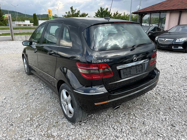 Mercedes-Benz B 200 2.0CDI 140кс 6 СКОРОСТИ FACE КЛИМАТРОНИК ИТАЛИЯ - автомобили, коли, обяви за нови и употребявани 4