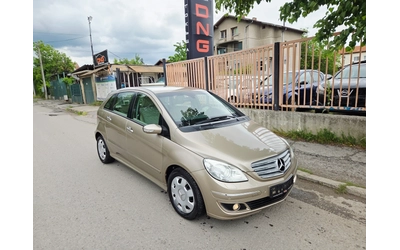 mercedes-benz-b-200 - 1
