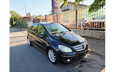 mercedes-benz-b-200 - 1