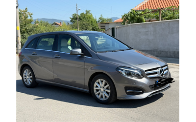 mercedes-benz-b-200-d - 0