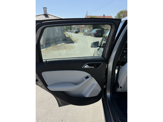Mercedes-Benz B 200 d - автомобили, коли, обяви за нови и употребявани 4
