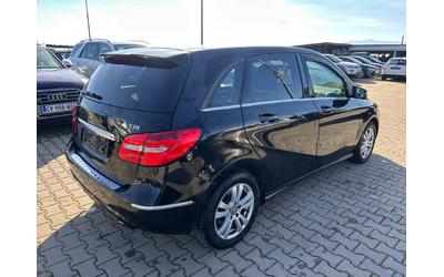 mercedes-benz-b-220 - 5