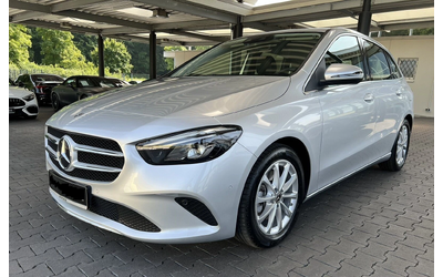 mercedes-benz-b-220 - 0