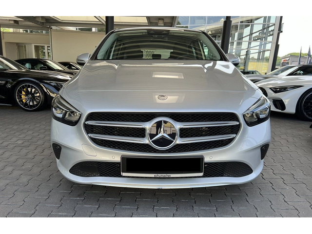 Mercedes-Benz B 220 D 4M - автомобили, коли, обяви за нови и употребявани 1