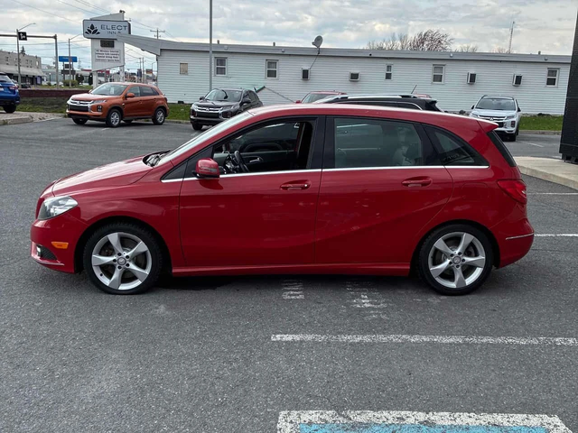 Mercedes-Benz B 250 Sports Tourer/CARFAX/ПОДГРЕВ/ПАМЕТ/КЛИП - автомобили, коли, обяви за нови и употребявани 2