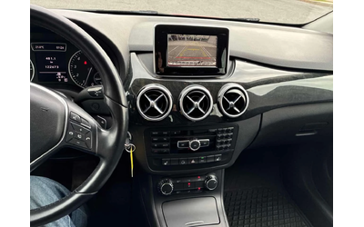 Mercedes-Benz B 250 Sports Tourer/CARFAX/ПОДГРЕВ/ПАМЕТ/КЛИП - автомобили, коли, обяви за нови и употребявани 7