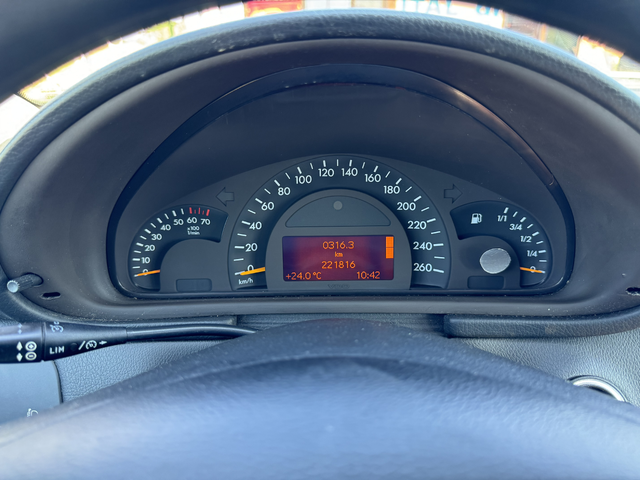 Mercedes-Benz C 180 180 kompressor. Автоматик - автомобили, коли, обяви за нови и употребявани 14