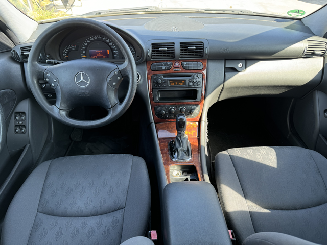 Mercedes-Benz C 180 180 kompressor. Автоматик - автомобили, коли, обяви за нови и употребявани 8