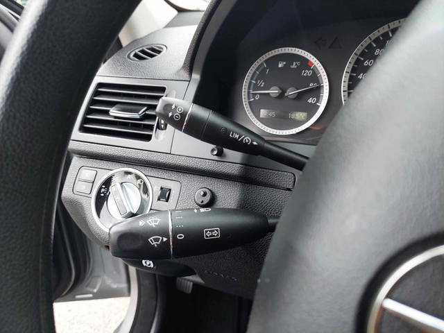 Mercedes-Benz C 180 i 156ps AUTOMATIC - автомобили, коли, обяви за нови и употребявани 8