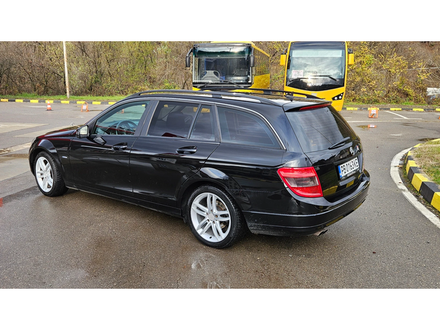Mercedes-Benz C 180 BENZIN/AVTOMAT/NAVIGACIA - автомобили, коли, обяви за нови и употребявани 3