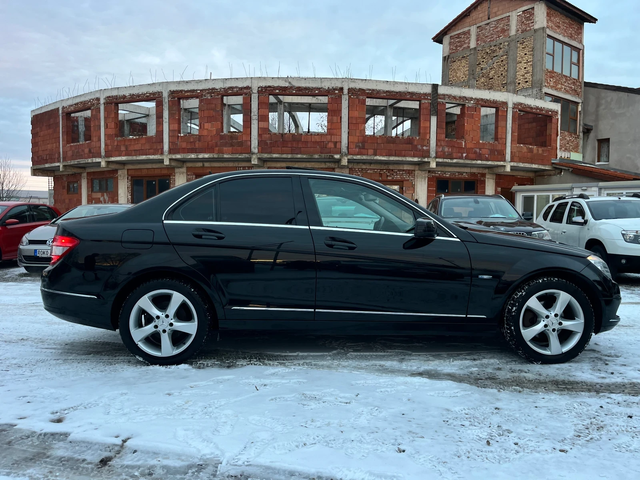 Mercedes-Benz C 180 1, 8i-156k.c/KOMPRESSOR/МУЛТИМЕДИЯ/КОЖА/ПОДГРЕВ!!! - автомобили, коли, обяви за нови и употребявани 6