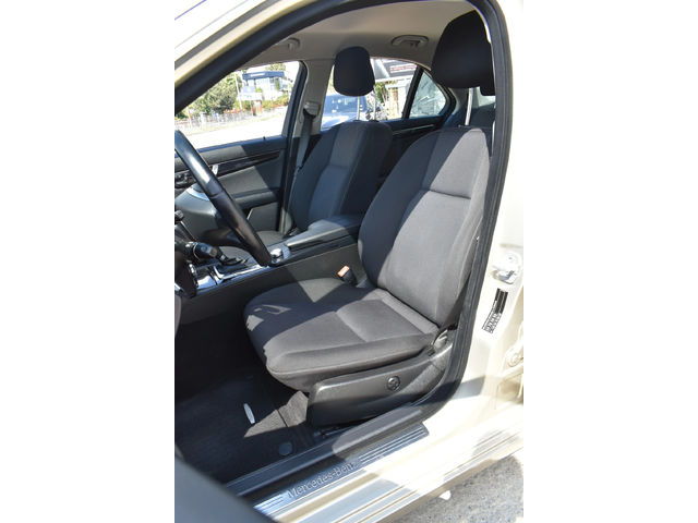 Mercedes-Benz C 180 COMPRESSOR* GOLD-EDITION* AUTOMAT - автомобили, коли, обяви за нови и употребявани 11