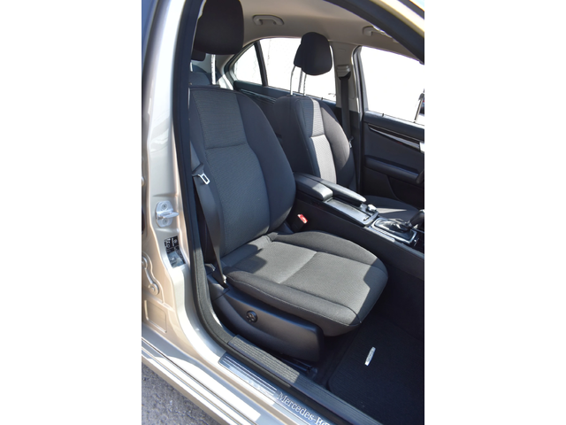 Mercedes-Benz C 180 COMPRESSOR* GOLD-EDITION* AUTOMAT - автомобили, коли, обяви за нови и употребявани 12