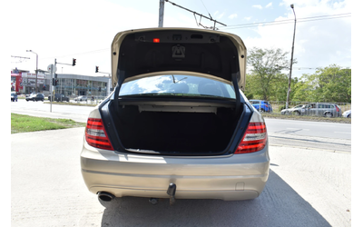 Mercedes-Benz C 180 COMPRESSOR* GOLD-EDITION* AUTOMAT - автомобили, коли, обяви за нови и употребявани 7