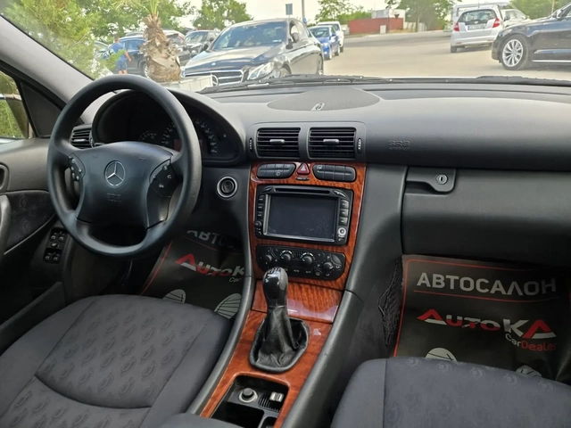 Mercedes-Benz C 180 1.8KOMPRESSOR-143кс= КЛИМАТРОНИК= НАВИ= ТЕГЛИЧ - автомобили, коли, обяви за нови и употребявани 12