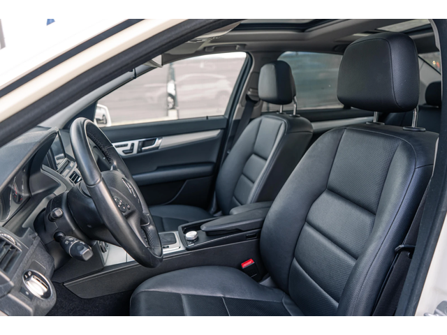 Mercedes-Benz C 200 i AMG ПАКЕТ - FULL - БЯЛА ПЕРЛА - 6М ГАРАНЦИЯ! - автомобили, коли, обяви за нови и употребявани 10