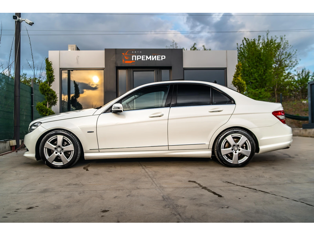 Mercedes-Benz C 200 i AMG ПАКЕТ - FULL - БЯЛА ПЕРЛА - 6М ГАРАНЦИЯ! - автомобили, коли, обяви за нови и употребявани 5