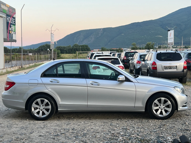Mercedes-Benz C 200 2.2 CDI BLUE-EFFICENCY/ Автоматик/Нави/Park assist - автомобили, коли, обяви за нови и употребявани 3