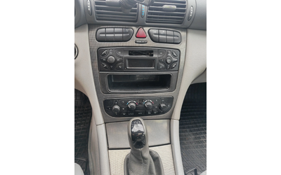 Mercedes-Benz C 200 163 к. с. ГАЗ - автомобили, коли, обяви за нови и употребявани 10
