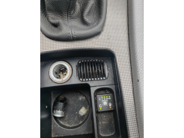 Mercedes-Benz C 200 163 к. с. ГАЗ - автомобили, коли, обяви за нови и употребявани 11