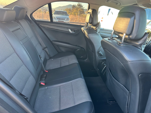 Mercedes-Benz C 200 AVANTGARDE* KOMPRESSOR* 184 к.с* НАВИГАЦИЯ - автомобили, коли, обяви за нови и употребявани 11