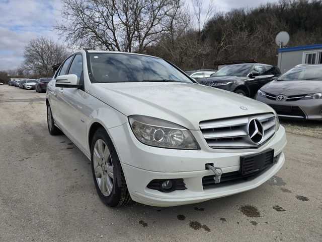 Mercedes-Benz C 200 2.2CDI 136к.с Проблем в мотора - автомобили, коли, обяви за нови и употребявани 0