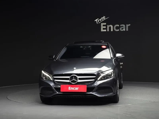 Mercedes-Benz C 200 - автомобили, коли, обяви за нови и употребявани 2