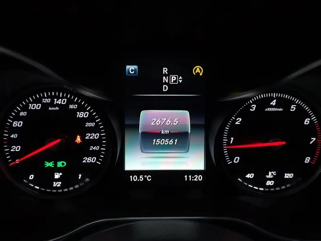 Mercedes-Benz C 200 - автомобили, коли, обяви за нови и употребявани 7