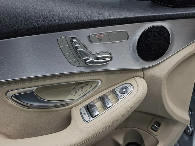 Mercedes-Benz C 200 Avantgarde - автомобили, коли, обяви за нови и употребявани 15