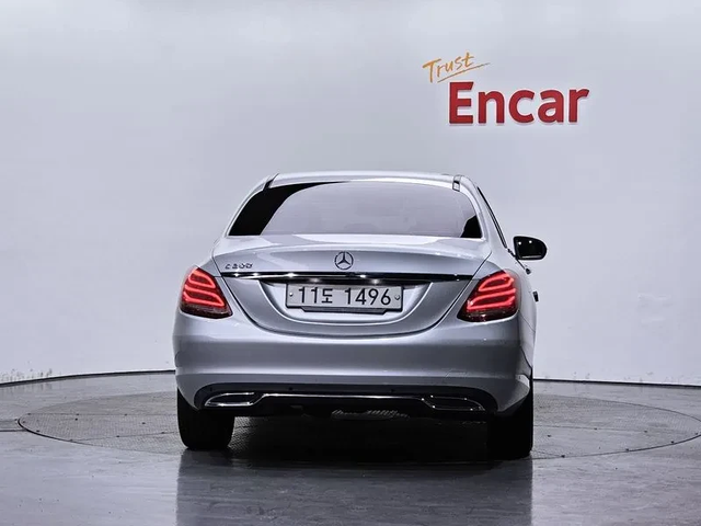 Mercedes-Benz C 200 Avantgarde - автомобили, коли, обяви за нови и употребявани 3