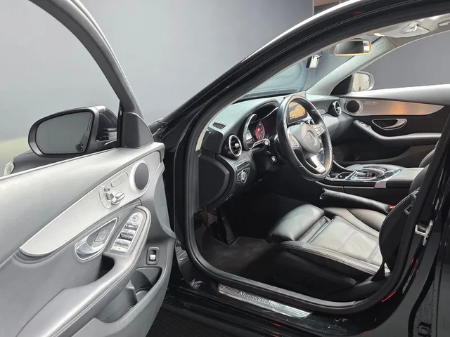 Mercedes-Benz C 200 - автомобили, коли, обяви за нови и употребявани 9