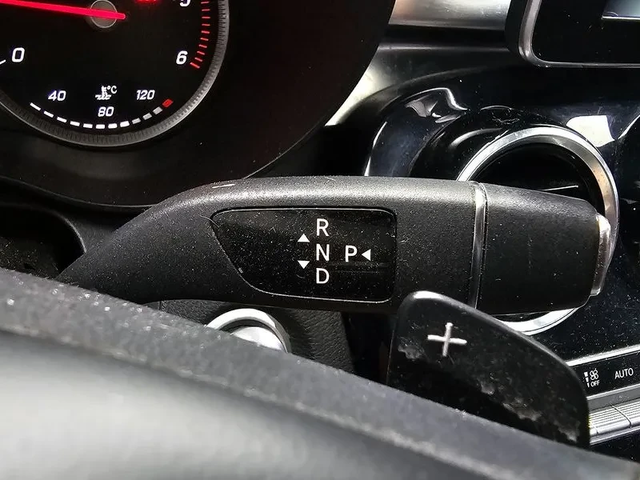 Mercedes-Benz C 200 - автомобили, коли, обяви за нови и употребявани 8