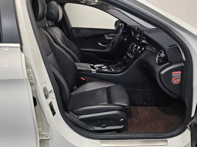 Mercedes-Benz C 200 - автомобили, коли, обяви за нови и употребявани 10