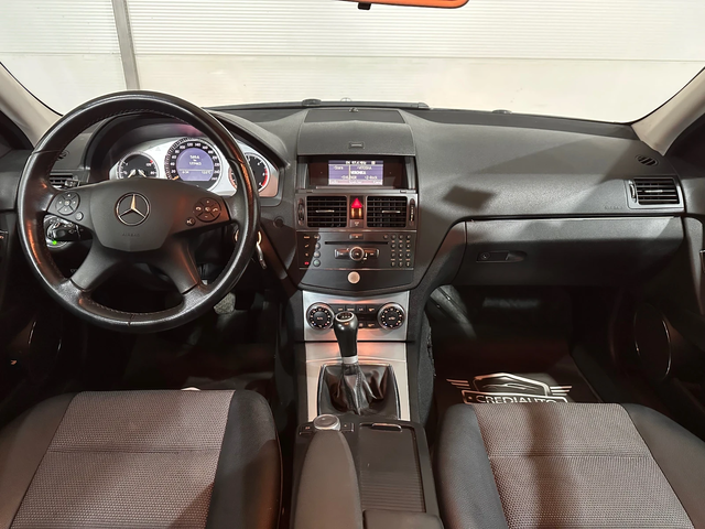 Mercedes-Benz C 200 - автомобили, коли, обяви за нови и употребявани 7