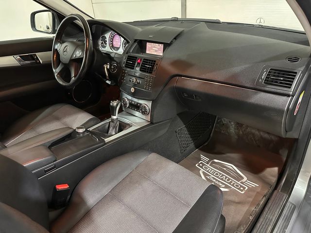 Mercedes-Benz C 200 - автомобили, коли, обяви за нови и употребявани 8