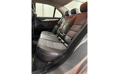 Mercedes-Benz C 200 - автомобили, коли, обяви за нови и употребявани 9