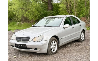 mercedes-benz-c-200 - 0