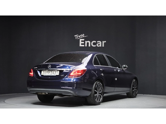 Mercedes-Benz W100 ПАНОРАМА| КАМЕРА| ПОДГРЕВ - автомобили, коли, обяви за нови и употребявани 1