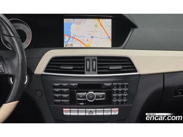 Mercedes-Benz C 200 AMG* ПАНОРАМА* ПАМЕТ* KEYLESS* ILS* Подгрев* - автомобили, коли, обяви за нови и употребявани 6