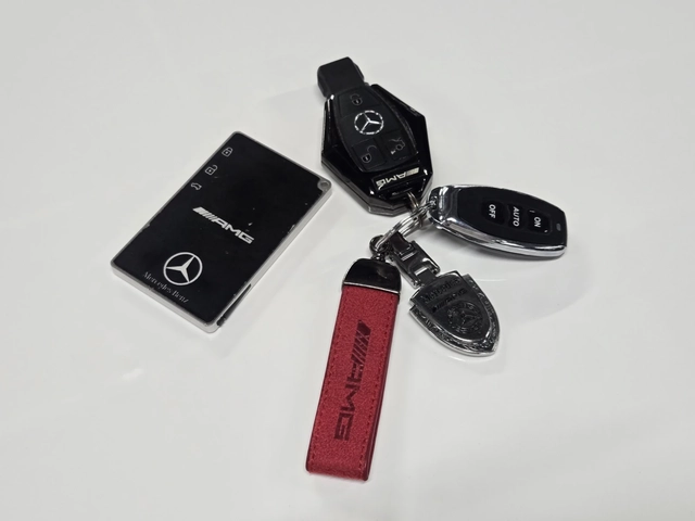 Mercedes-Benz C 200 AMG 63 CONV* HUD* EXHAUST TUNE* F1* CARBON* КРАЙНА - автомобили, коли, обяви за нови и употребявани 11
