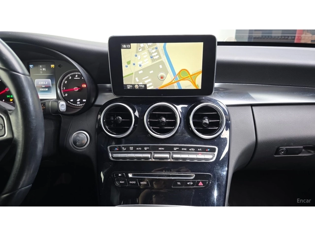 Mercedes-Benz C 200 КОЖА* НАВИ* ПАНО* КАМЕРА - автомобили, коли, обяви за нови и употребявани 11
